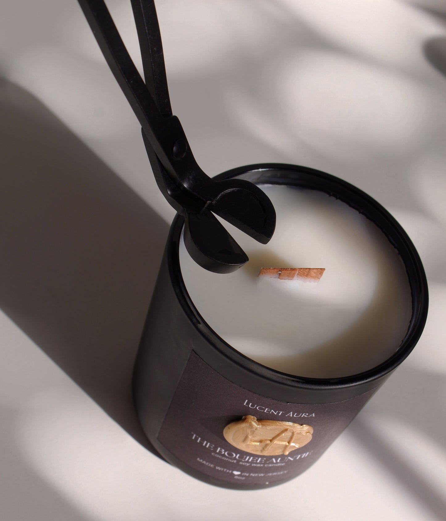 The Boujee Auntie Candle - Lucent Aura