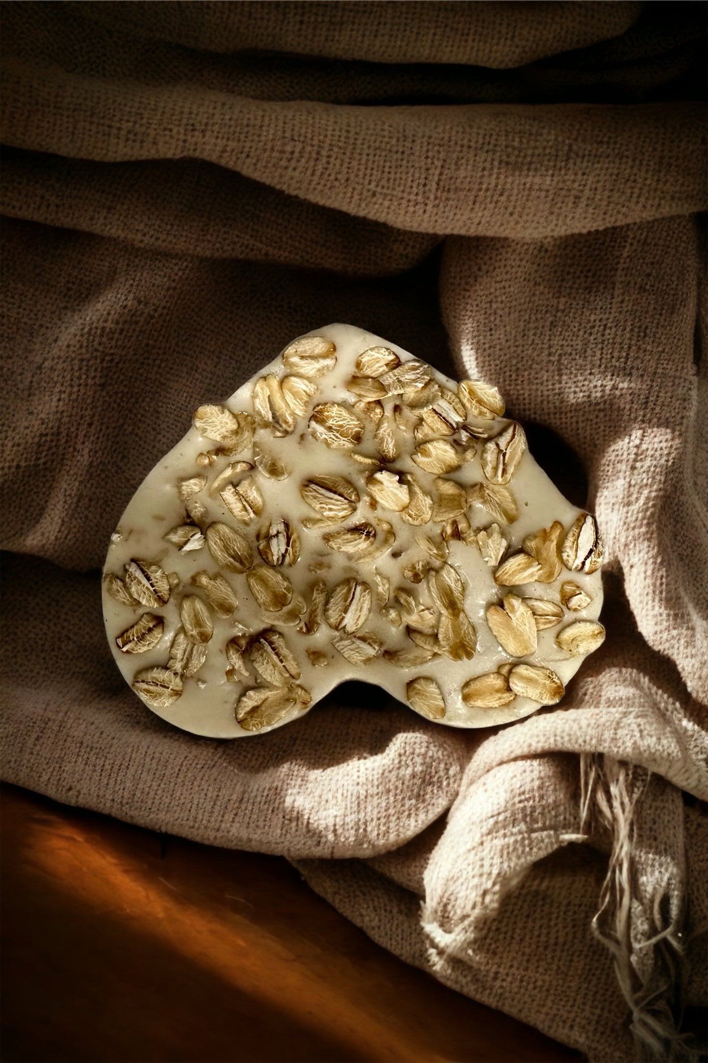 Gentle Oatmeal soap - Lanna Lux