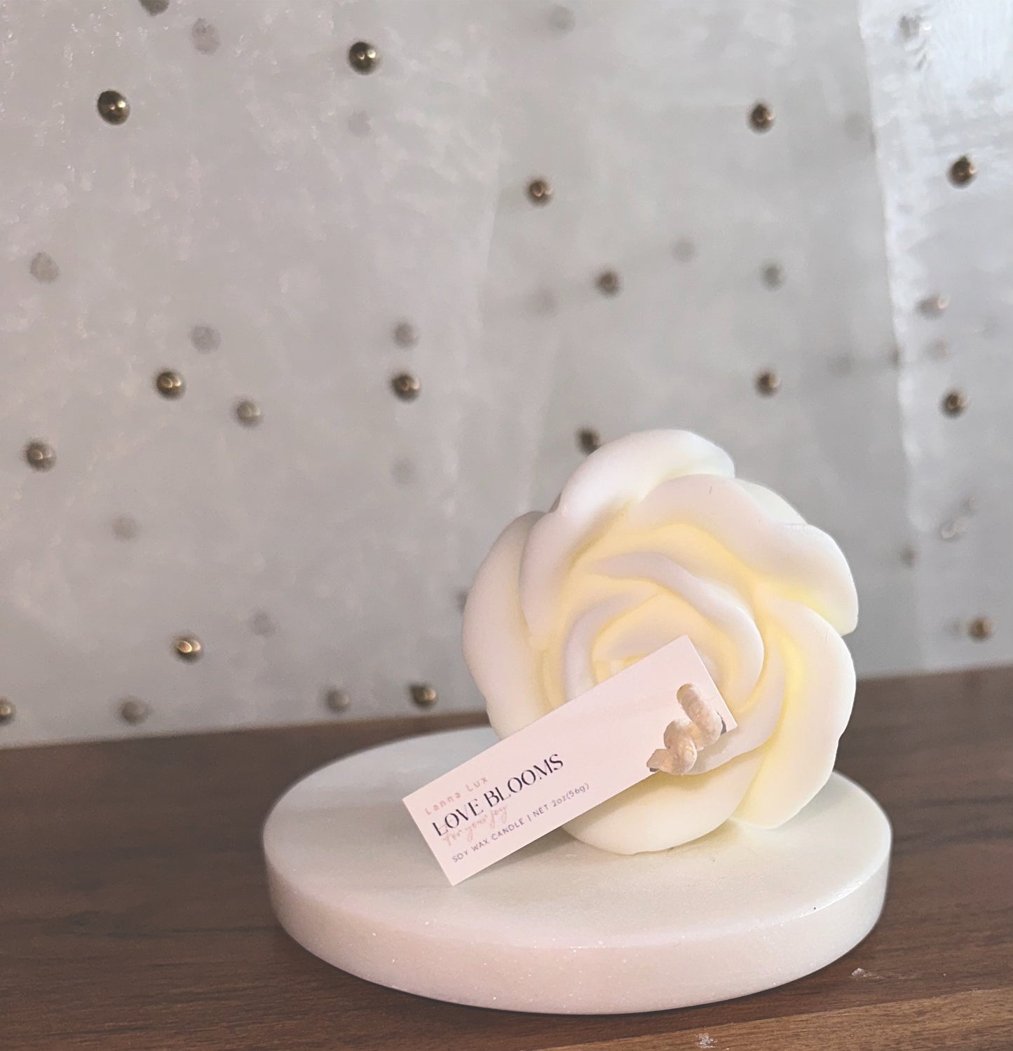 Love Blooms - Lanna Lux