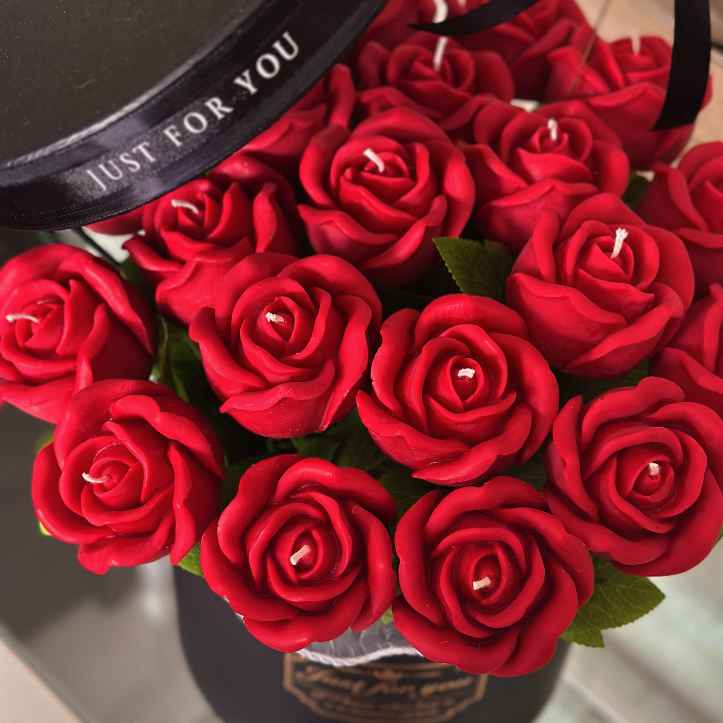 The Modern Rose candle Arrangement (Large)