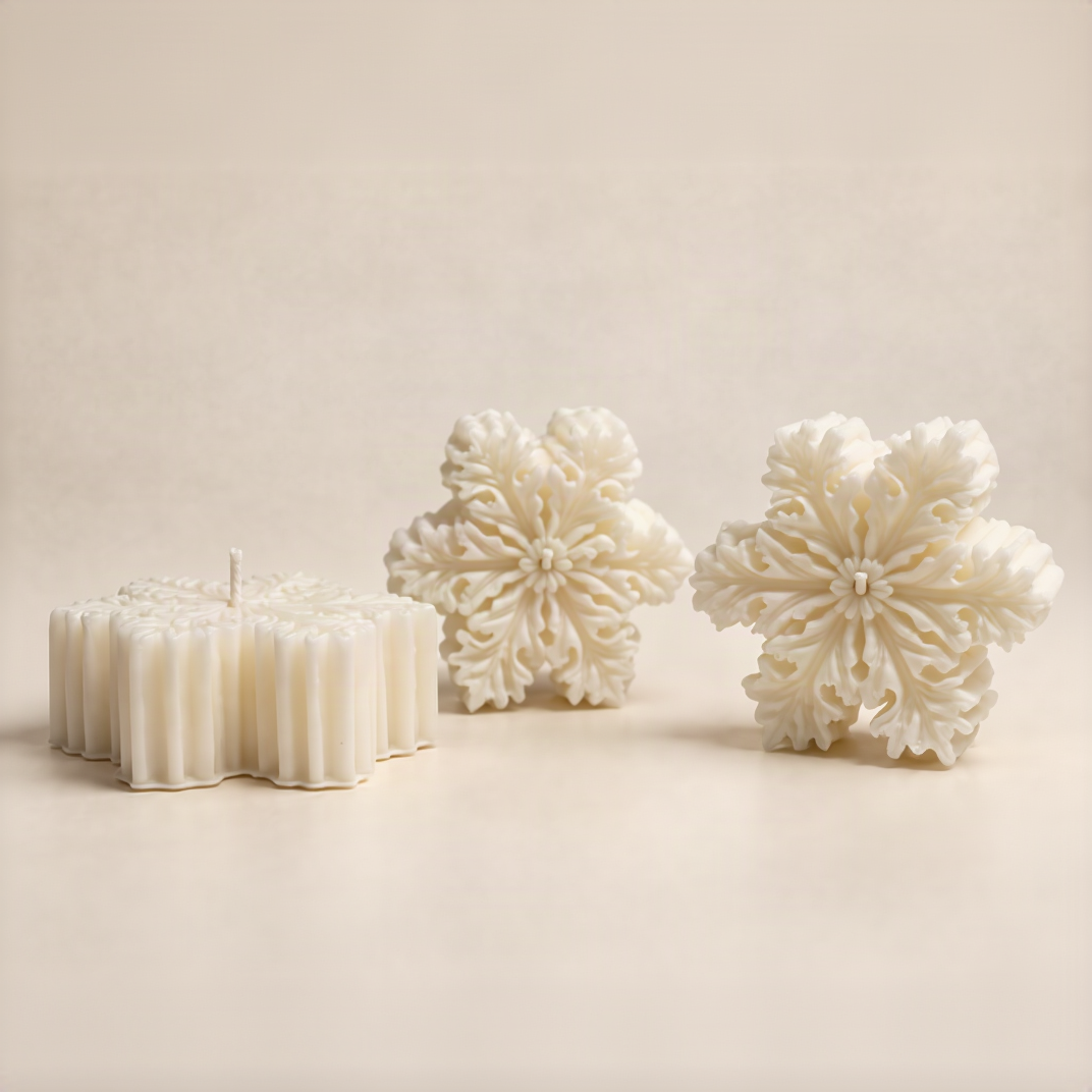 Luxe Snowflake Candle